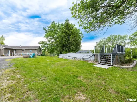 Exterior - 16177 E Blackfoot Dr, Cuba, IL 61427 photo 7 of 15
