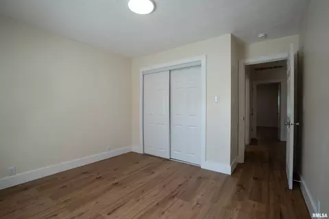 Bedroom - 320 N 9th St, Herrin, IL 62948 photo 5 of 5