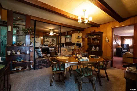 Dining - 1517 W Oak St, Herrin, IL 62948 photo 1 of 2