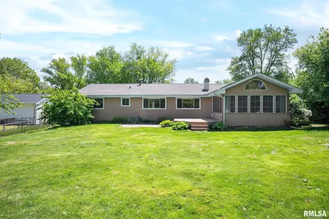 Exterior - 1255 W Wonderview Dr, Dunlap, IL 61525 photo 8 of 9