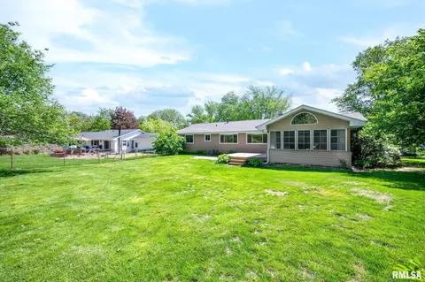 Exterior - 1255 W Wonderview Dr, Dunlap, IL 61525 photo 7 of 9