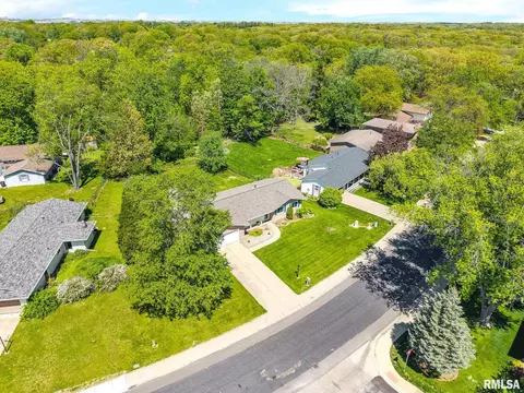 View/Area - 1255 W Wonderview Dr, Dunlap, IL 61525 photo 6 of 8