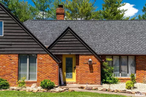 Exterior - 1808 Testa Dr, Marion, IL 62959 photo 5 of 9