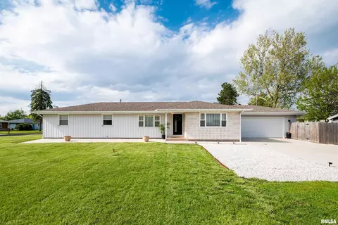 2605 W Richwoods Blvd, Peoria, IL 61604