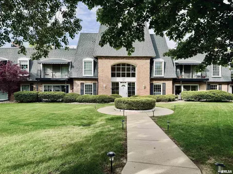 125 E Glen Ave, Peoria, IL 61614