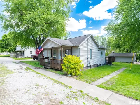 Other - 301 E Pearl St, Danvers, IL 61732 photo 1 of 11