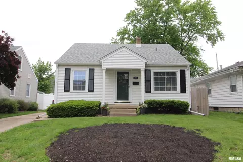 1101 Elmhurst Ave, Peoria, IL 61603