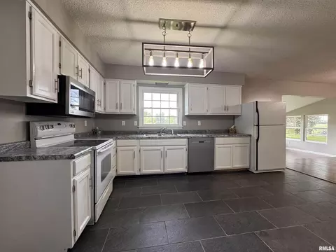 Kitchen - 834 E Franklin St, Macomb, IL 61455 photo 6 of 7