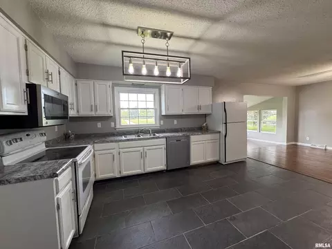 Kitchen - 834 E Franklin St, Macomb, IL 61455 photo 5 of 7
