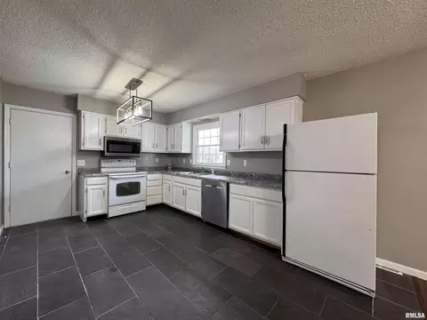 Kitchen - 834 E Franklin St, Macomb, IL 61455 photo 7 of 7