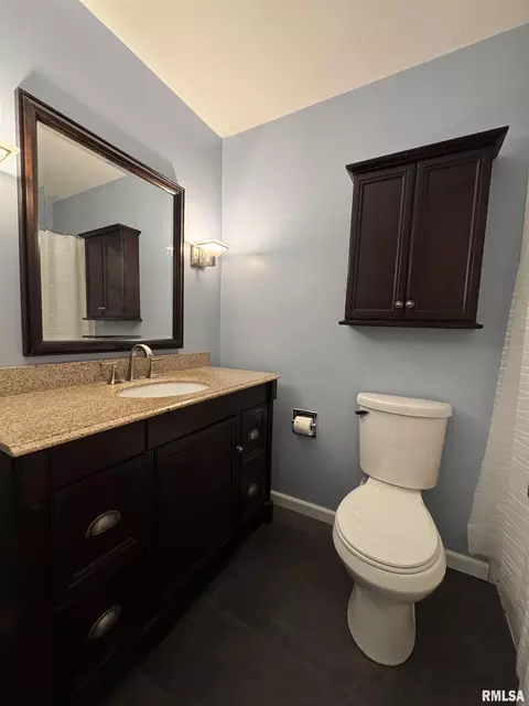 Bath - 834 E Franklin St, Macomb, IL 61455 photo 2 of 2