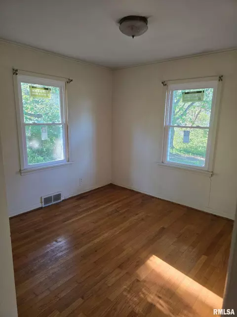 Bedroom - 503 Bainbridge Rd, Marion, IL 62959 photo 1 of 5