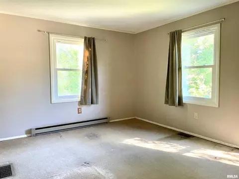 Bedroom - 5121 S Sir Lionel Ct, Mapleton, IL 61547 photo 1 of 4
