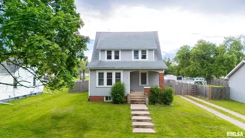 114 Lakewood Ave, East Peoria, IL 61611
