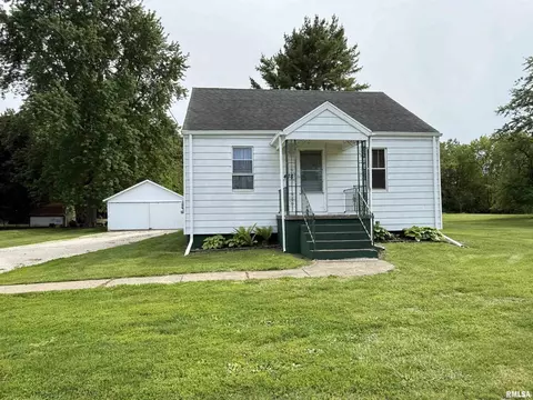 1478 E Chestnut St, Canton, IL 61520