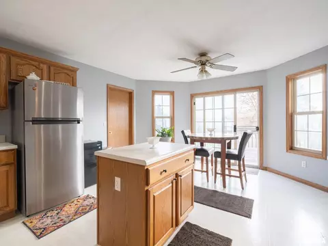 Kitchen - 2215 County Road 600 N Rd, Secor, IL 61771 photo 11 of 12