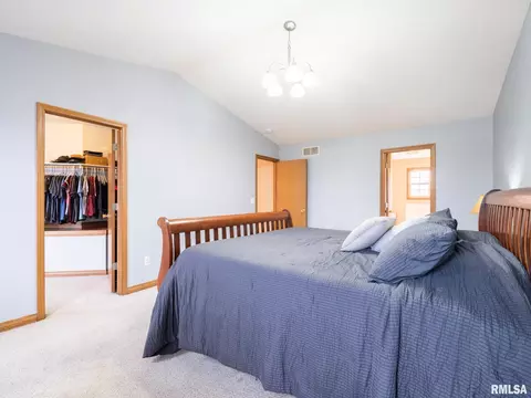 Bedroom - 2215 County Road 600 N Rd, Secor, IL 61771 photo 3 of 12