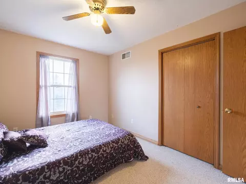 Bedroom - 2215 County Road 600 N Rd, Secor, IL 61771 photo 12 of 12