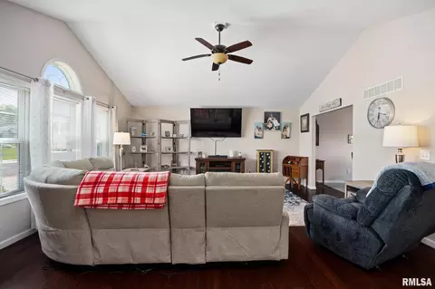 Other - 5 Osprey Ct, Pekin, IL 61554 photo 1 of 10
