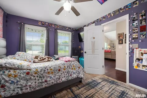 Bedroom - 5 Osprey Ct, Pekin, IL 61554 photo 3 of 13