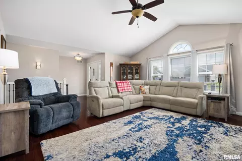 Other - 5 Osprey Ct, Pekin, IL 61554 photo 2 of 10