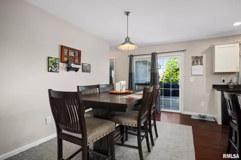 Dining - 5 Osprey Ct, Pekin, IL 61554 photo 1 of 1