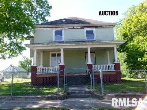 100 W Main St, Ellisville, IL 61431
