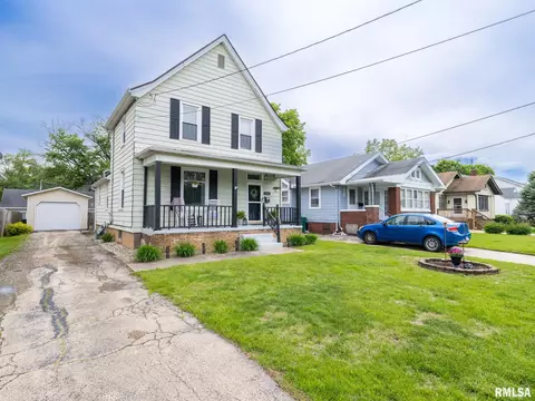2026 W Heading Ave, West Peoria, IL 61604