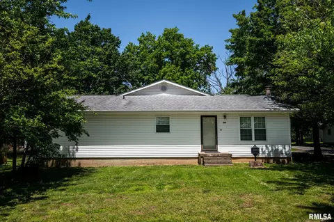 404 Howerton St, Carterville, IL 62918