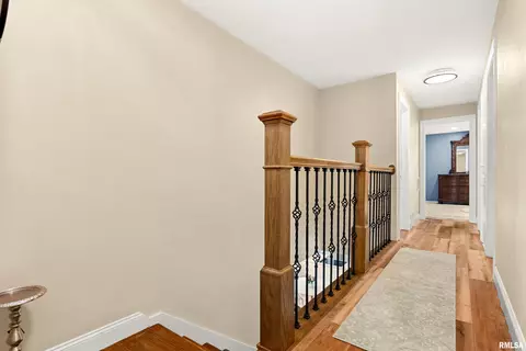 Entry Way - 210 E Morningside Dr, Peoria, IL 61614 photo 4 of 4