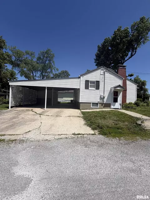 Exterior - 115 Grove St, Anna, IL 62906 photo 1 of 1