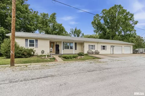 Other - 1830 King St, Eldorado, IL 62930 photo 2 of 9