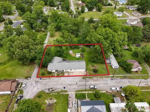 View/Area - 1830 King St, Eldorado, IL 62930 photo 2 of 3