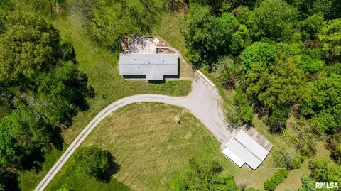 Other - 305 Pointer Ln, Carbondale, IL 62901 photo 2 of 12