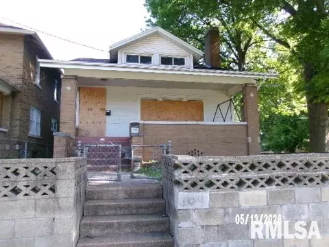 109 E Gift Ave, Peoria, IL 61603