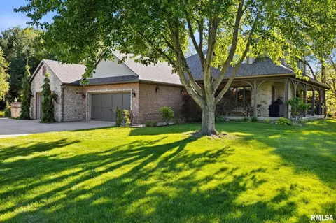 5312 W Pottstown Rd, Peoria, IL 61615