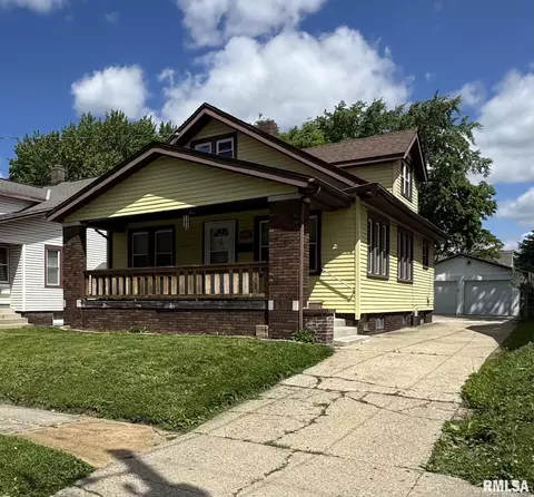 715 W Corrington Ave, Peoria, IL 61604