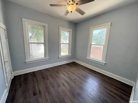 Bedroom - 614 S 12th St, Pekin, IL 61554 photo 2 of 2