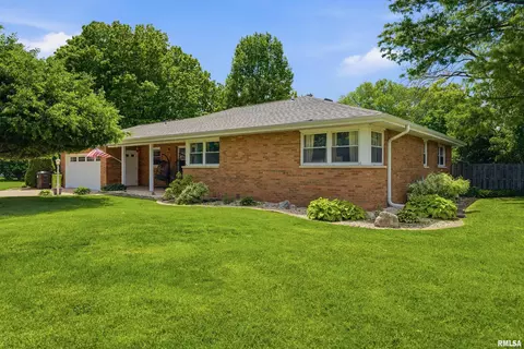 149 Jay Ave, Morton, IL 61550