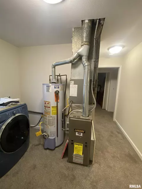 Other - 35 W Beech St, Canton, IL 61520 photo 3 of 4