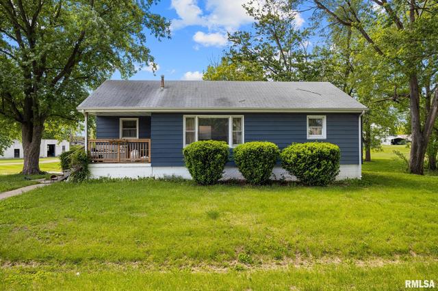 407 S Kellogg St, Yates City, IL 61572