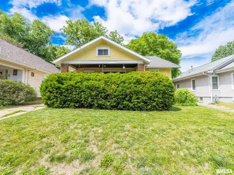 733 E Mcclure Ave, Peoria, IL 61603