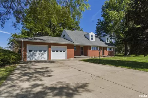 15465 Us Hwy 67 Hwy, Macomb, IL 61455