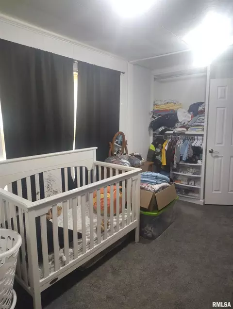 Bedroom - 362 E Ash St, Canton, IL 61520 photo 5 of 9