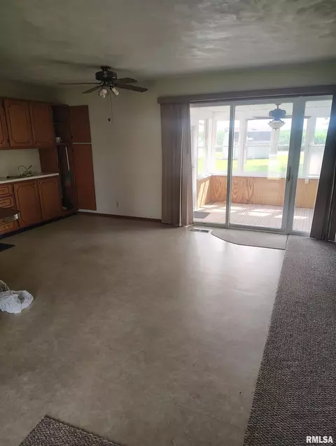 Living - 1455 Charlotte Rd, Macomb, IL 61455 photo 2 of 3