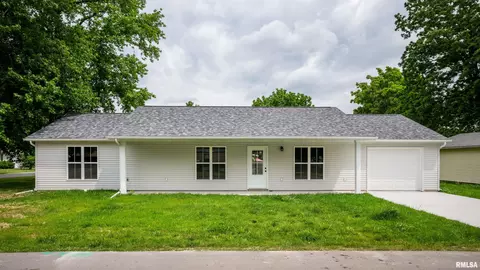 1400 E Parham St, Marion, IL 62959