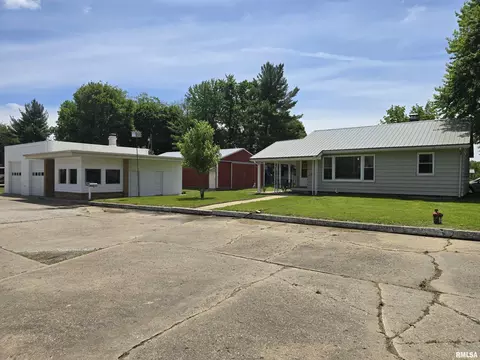 110 120 Valley View Dr, Banner, IL 61520