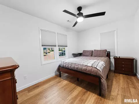 601 Spring St, Washington, IL 61571 photo 11