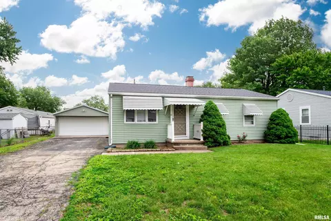 10 Pimlico Pl, Bartonville, IL 61607