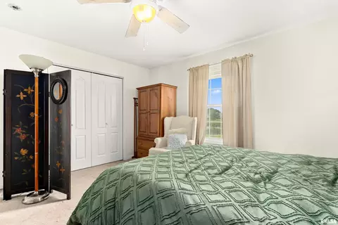 Bedroom - 1802 Prairie Ct, Dunlap, IL 61525 photo 5 of 10